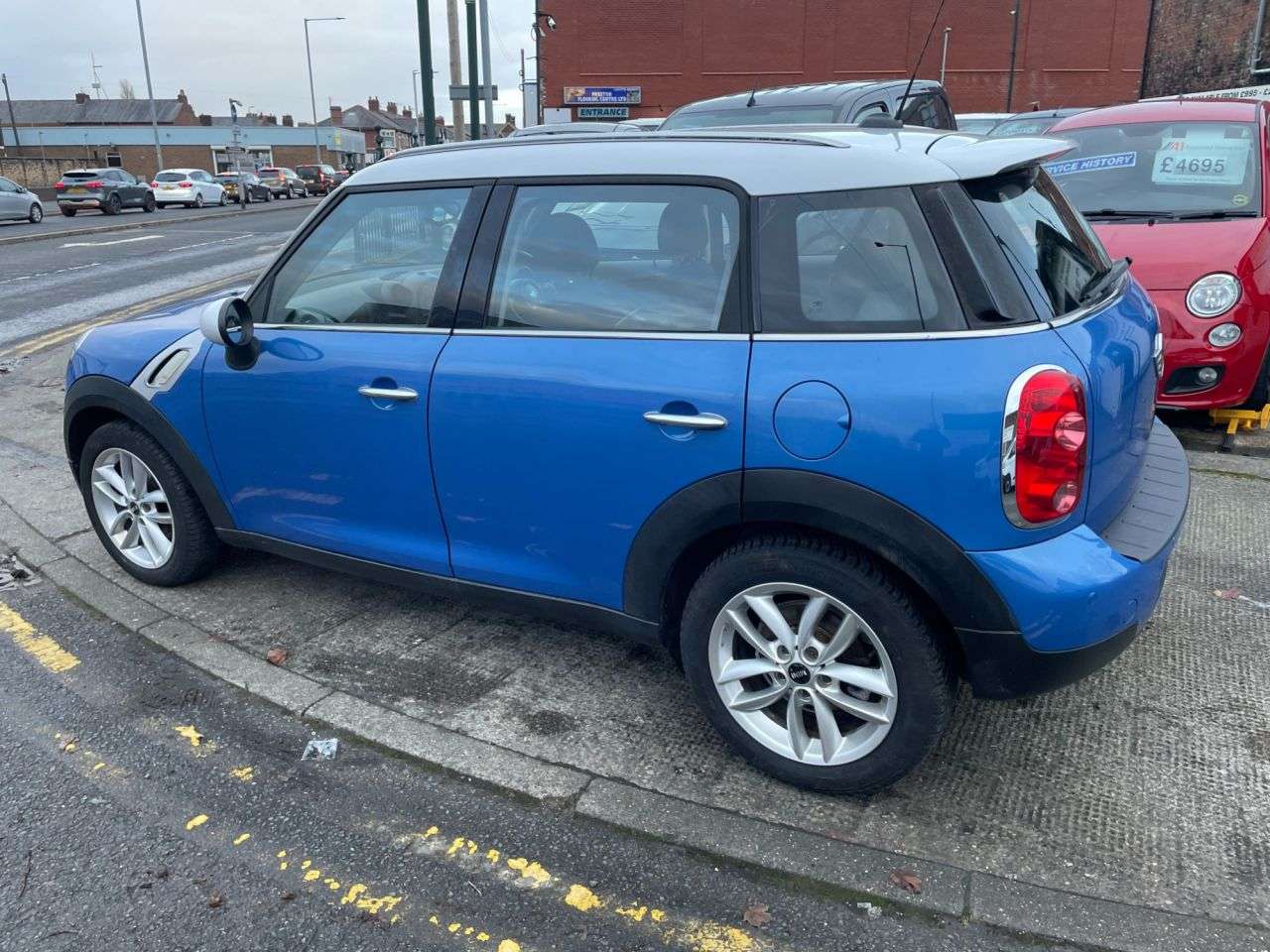 2011 MINI COUNTRYMAN 2011 MINI COUNTRYMAN