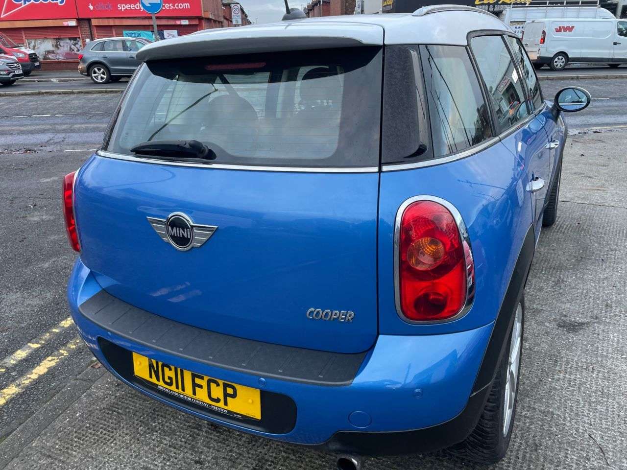 2011 MINI COUNTRYMAN 2011 MINI COUNTRYMAN