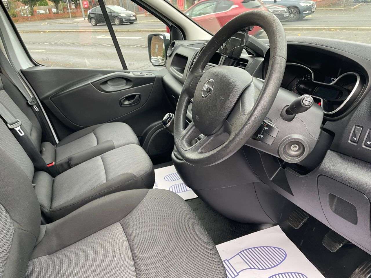 2020 NISSAN NV300 2020 NISSAN NV300