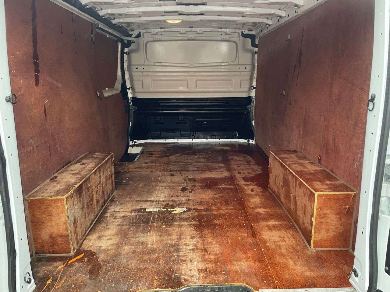 2020 NISSAN NV300 2020 NISSAN NV300