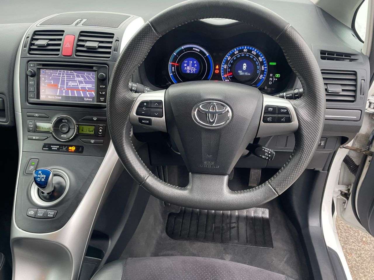 2012 TOYOTA AURIS 2012 TOYOTA AURIS