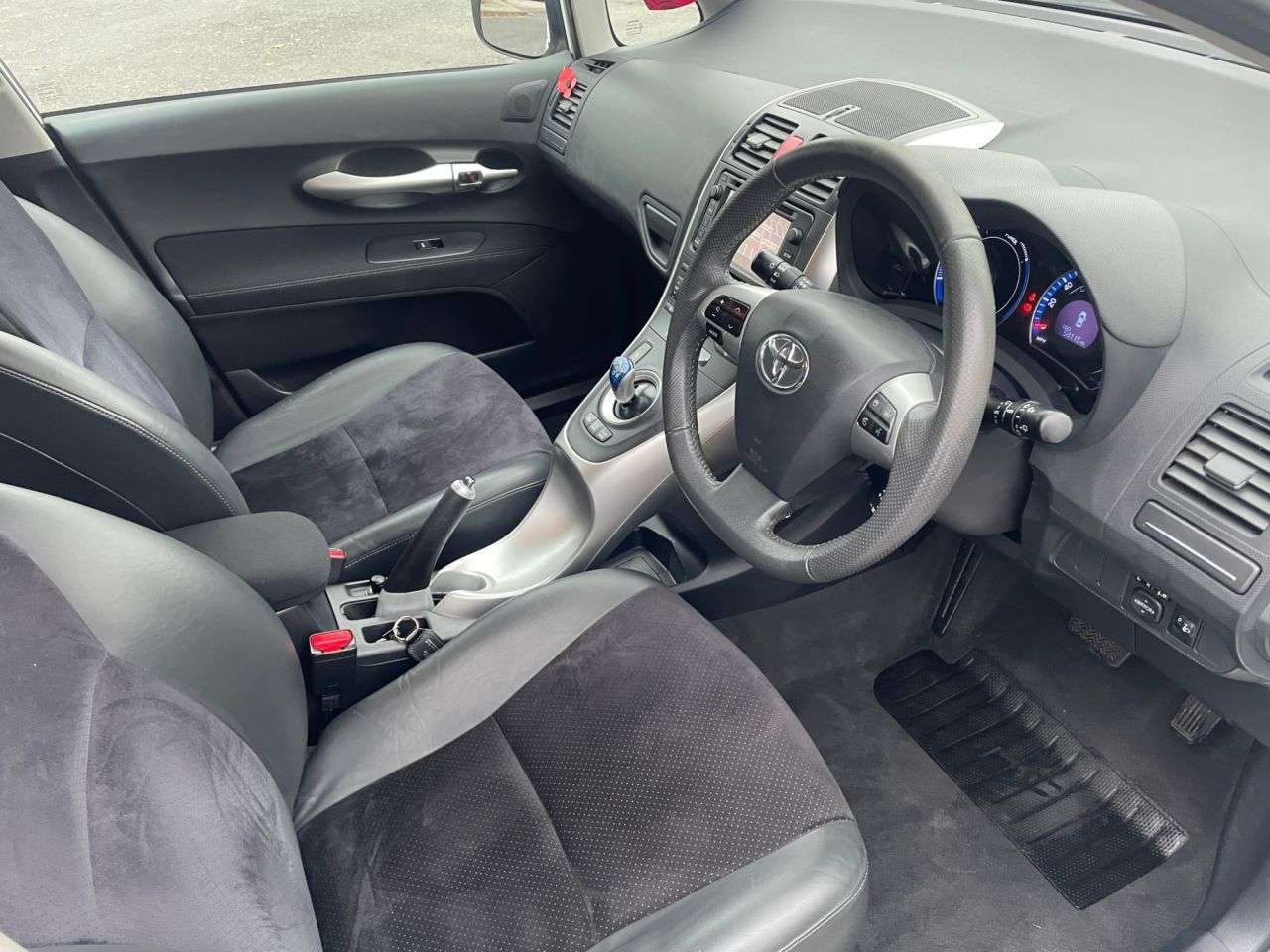 2012 TOYOTA AURIS 2012 TOYOTA AURIS