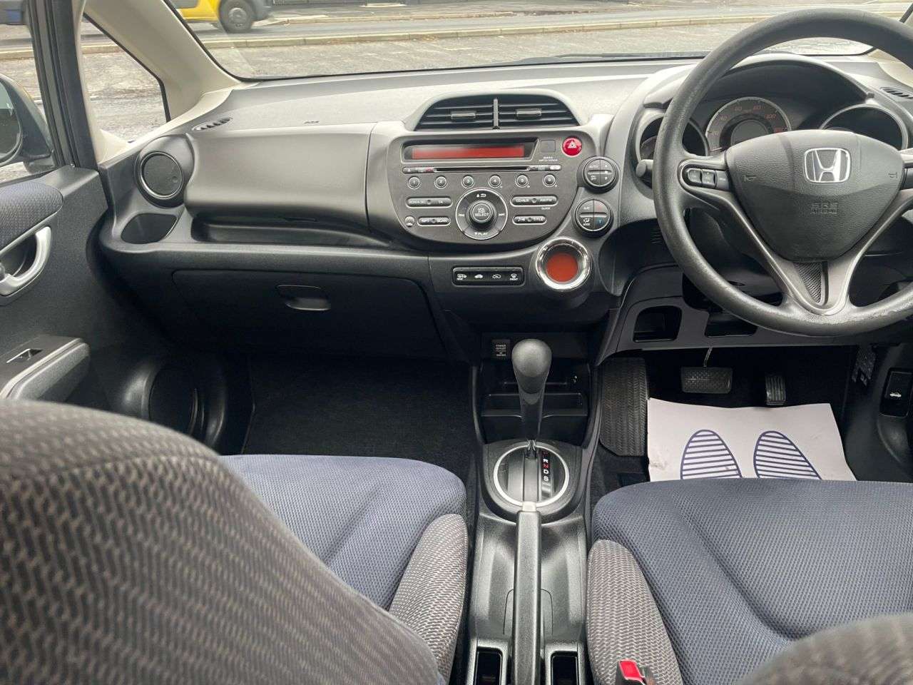 2011 HONDA JAZZ 2011 HONDA JAZZ