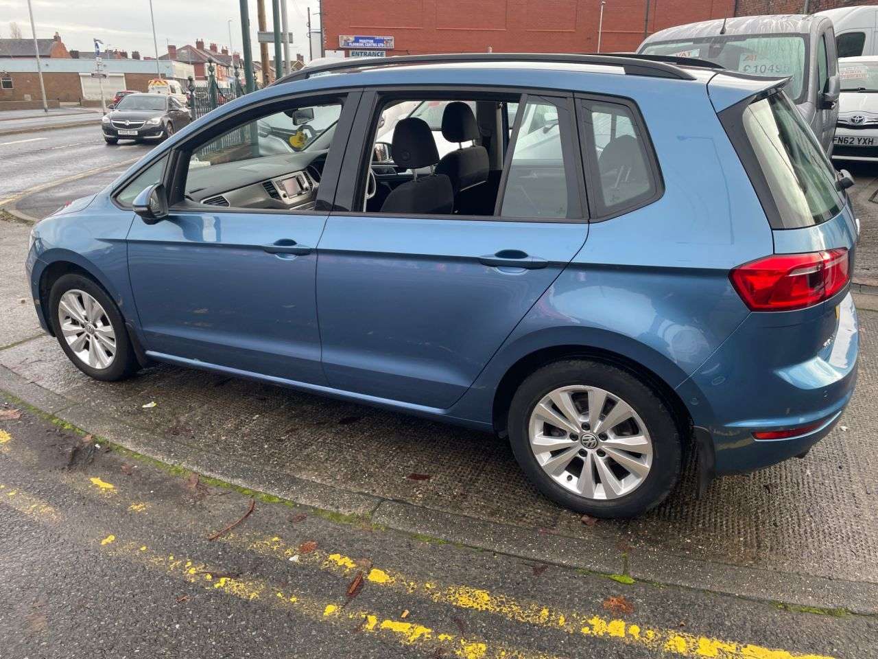 2015 VOLKSWAGEN GOLF SV 2015 VOLKSWAGEN GOLF SV