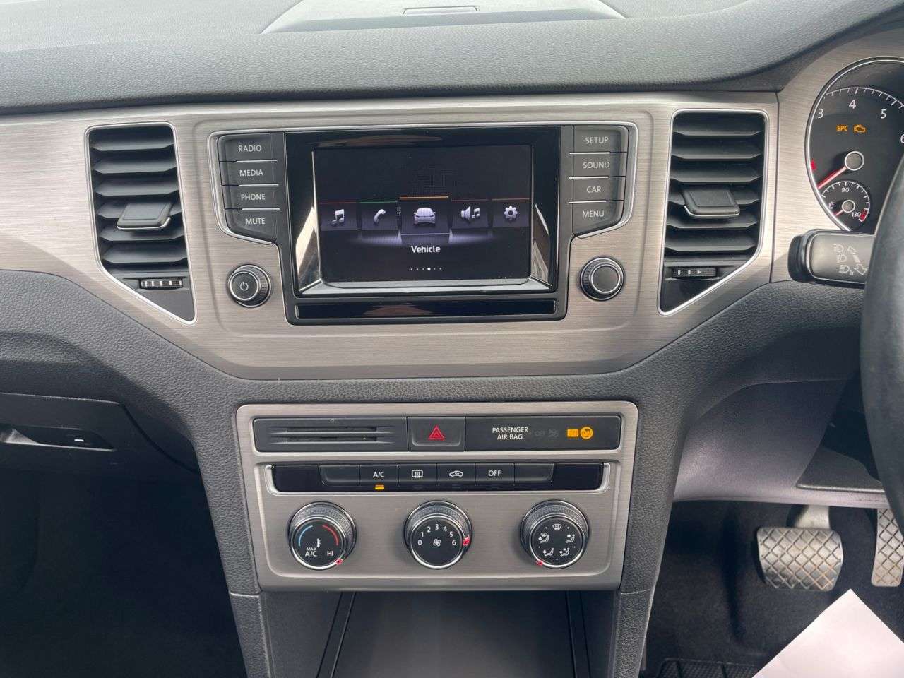 2015 VOLKSWAGEN GOLF SV 2015 VOLKSWAGEN GOLF SV