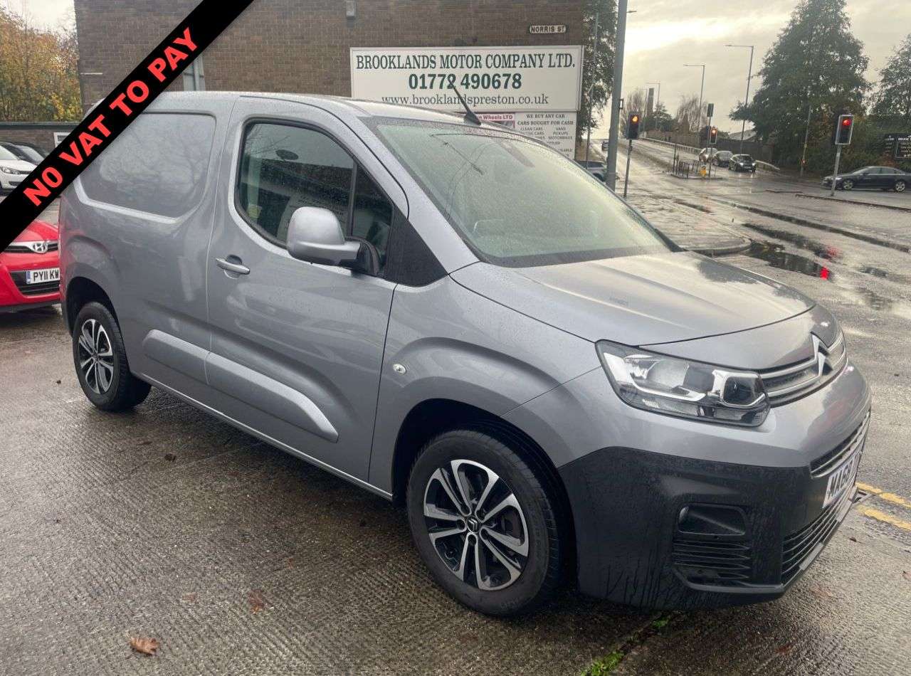 A 2018 CITROEN BERLINGO 1.6 BLUEHDi 1000 DRIVER NAV M PANEL VAN 5DR DIESEL MANUAL SWB EURO 6 A 2018 CITROEN BERLINGO 1.6 BLUEHDi 1000 DRIVER NAV M PANEL VAN 5DR DIESEL MANUAL SWB EURO 6