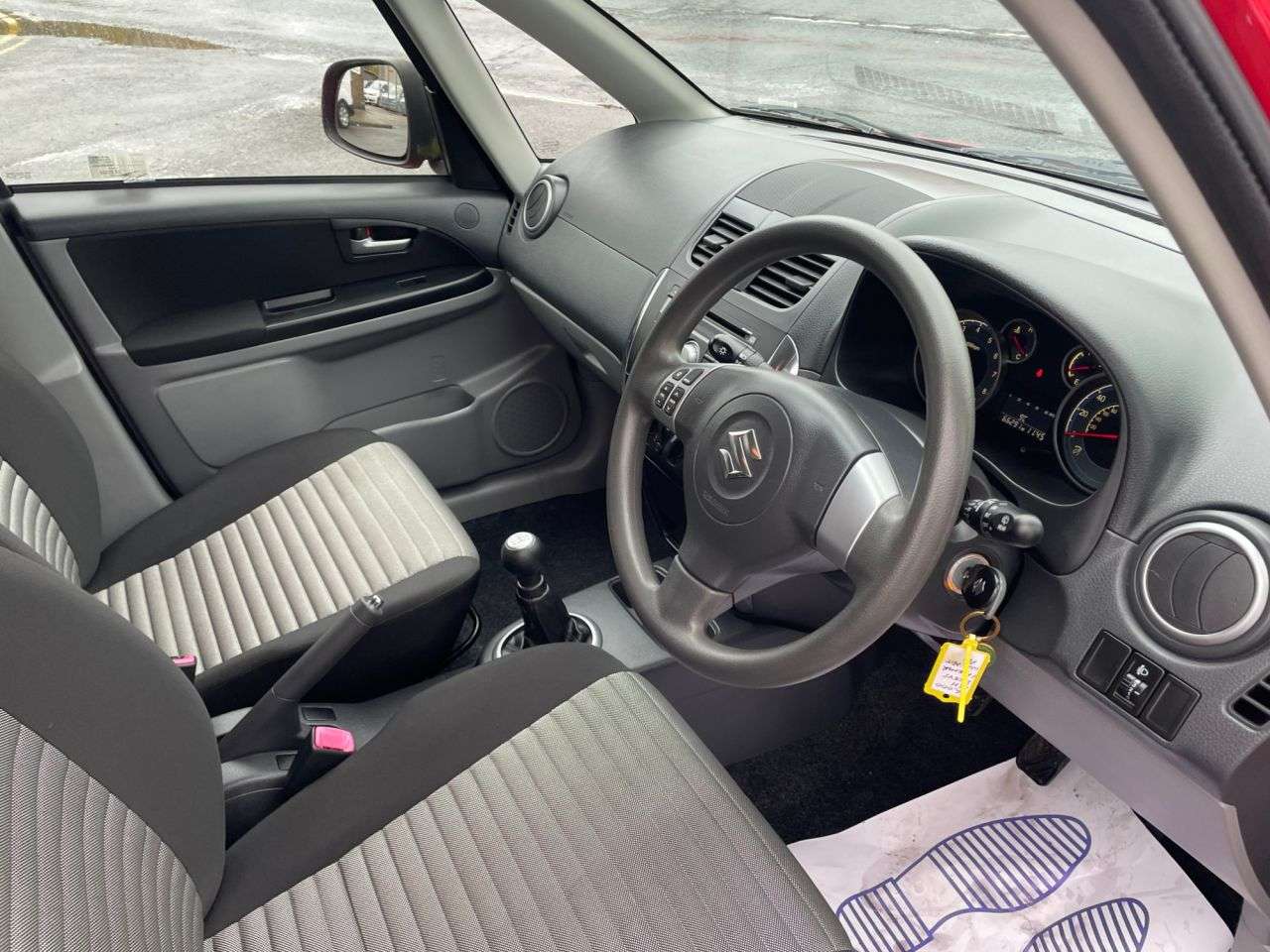 2014 SUZUKI SX4 2014 SUZUKI SX4