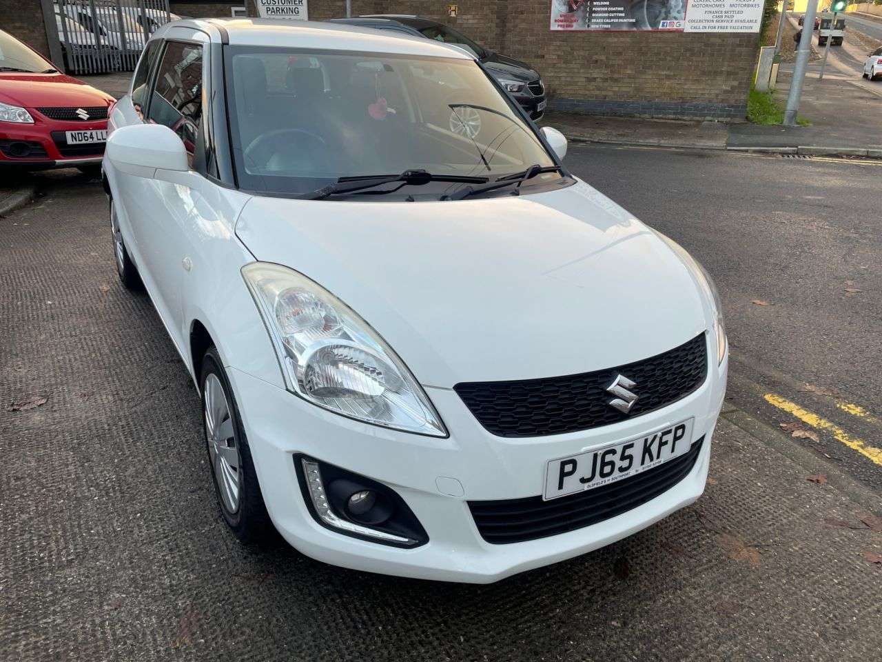 2016 SUZUKI SWIFT 2016 SUZUKI SWIFT