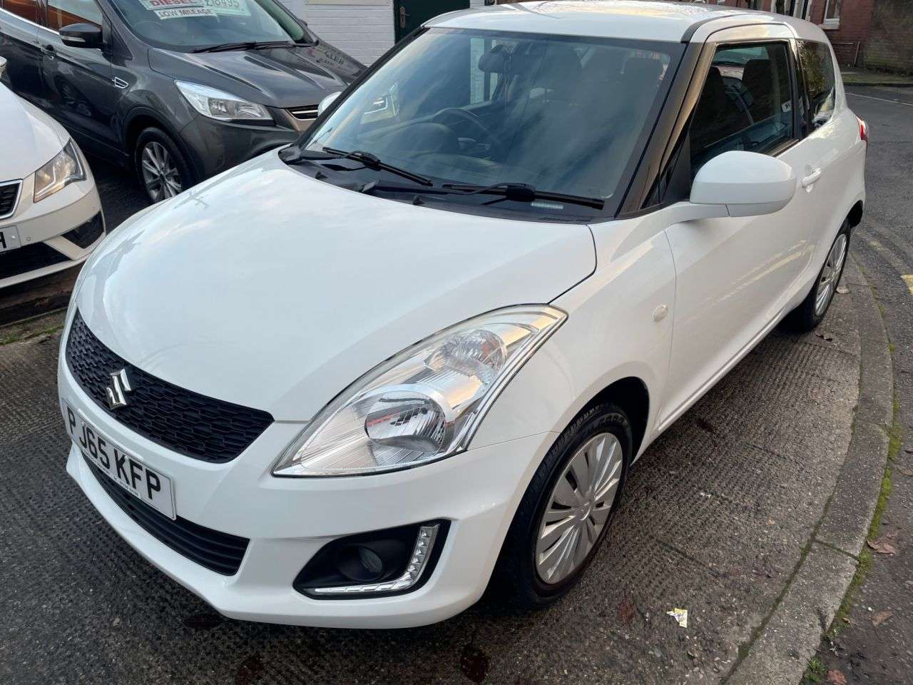 2016 SUZUKI SWIFT 2016 SUZUKI SWIFT