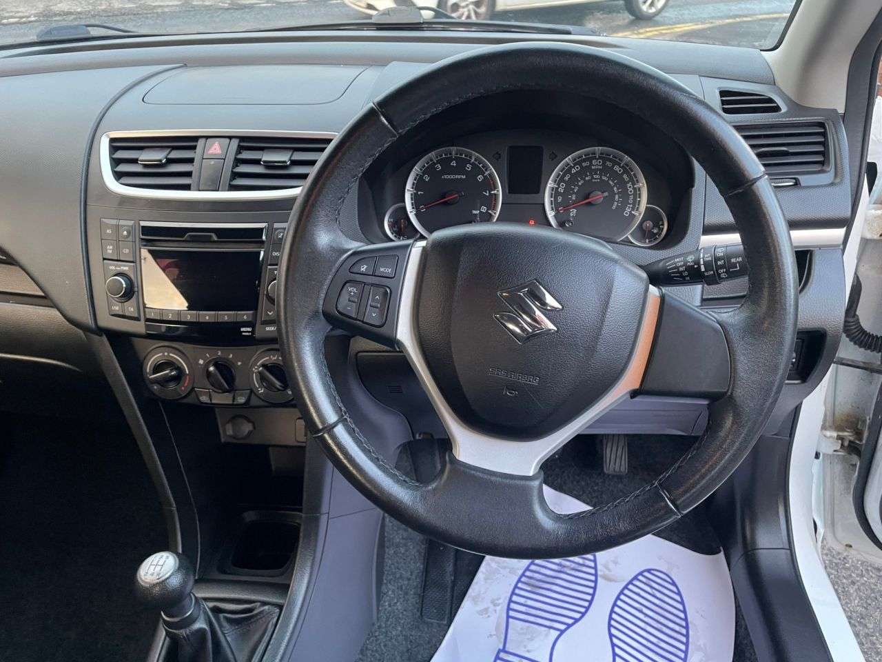 2016 SUZUKI SWIFT 2016 SUZUKI SWIFT