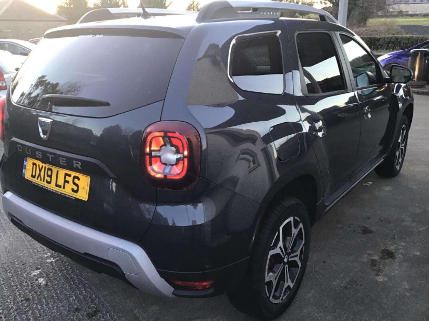 A 2019 DACIA DUSTER 1.6 Prestige SCe 115 4x4 MY19 A 2019 DACIA DUSTER 1.6 Prestige SCe 115 4x4 MY19