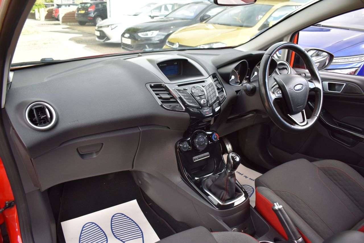 2016 FORD FIESTA 2016 FORD FIESTA