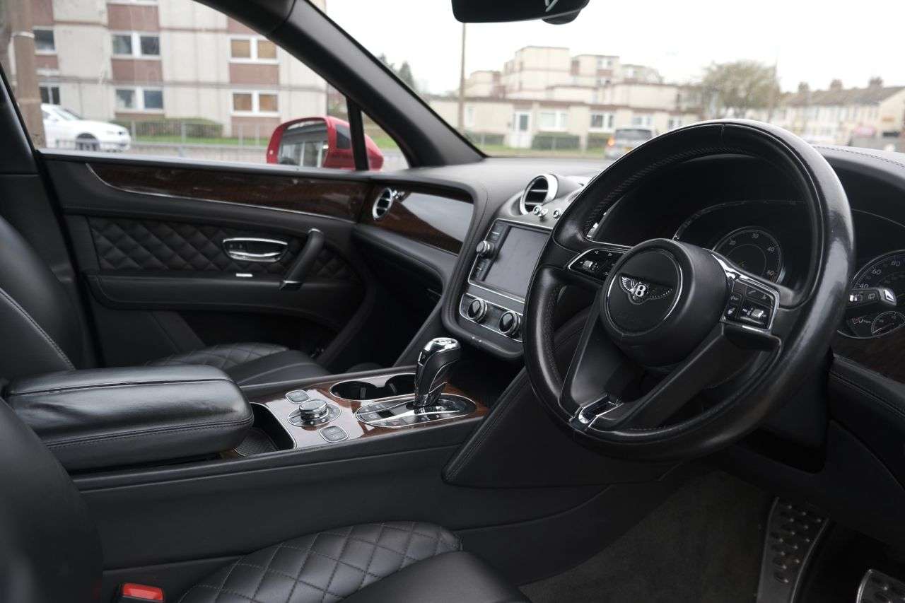 2017 BENTLEY BENTAYGA 2017 BENTLEY BENTAYGA