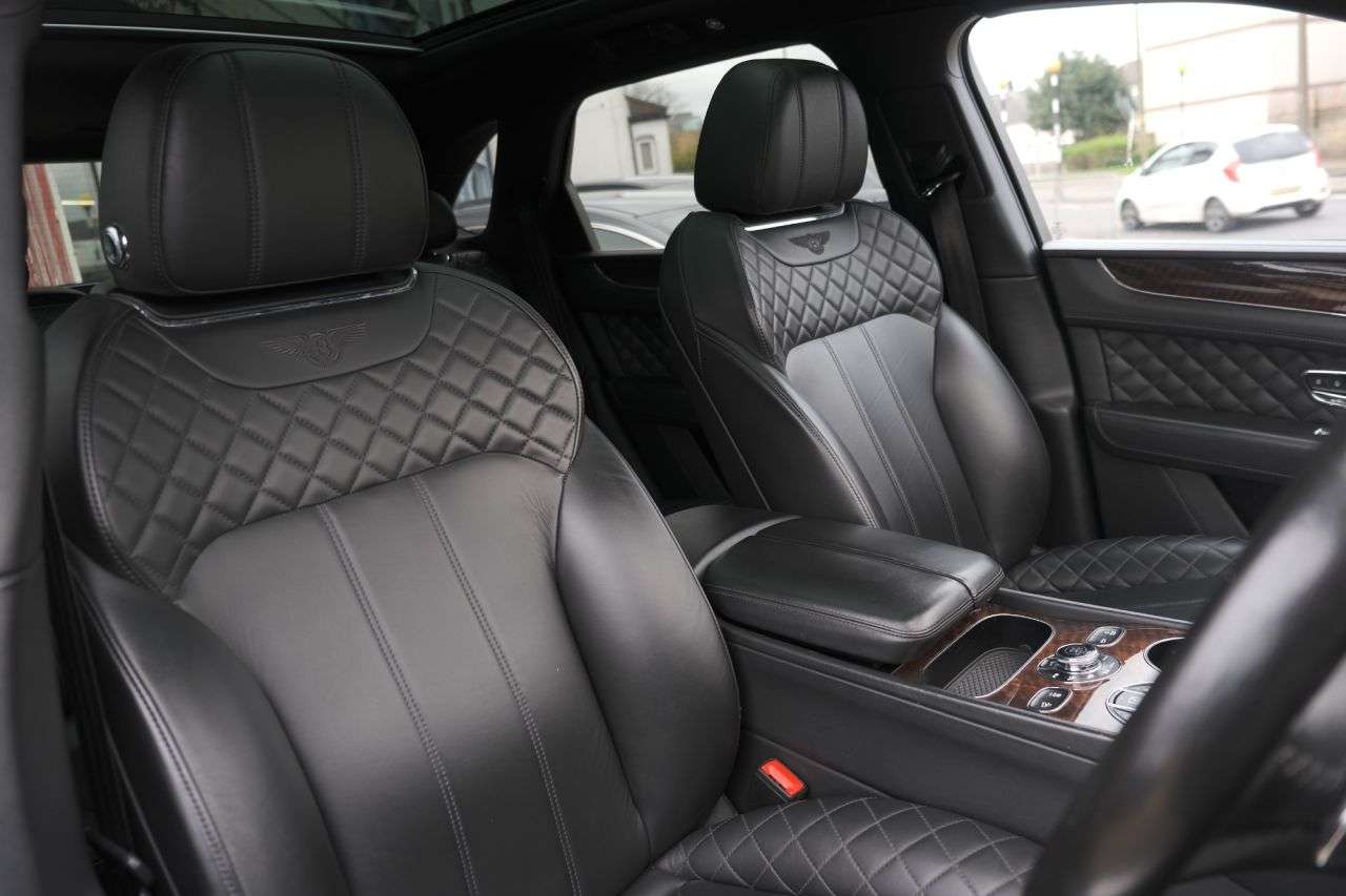 2017 BENTLEY BENTAYGA 2017 BENTLEY BENTAYGA
