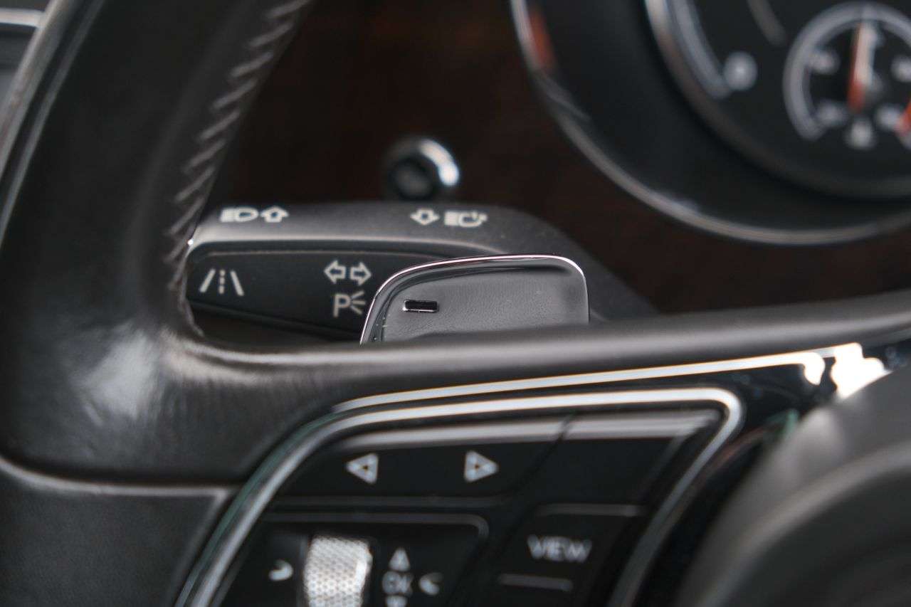 2017 BENTLEY BENTAYGA 2017 BENTLEY BENTAYGA