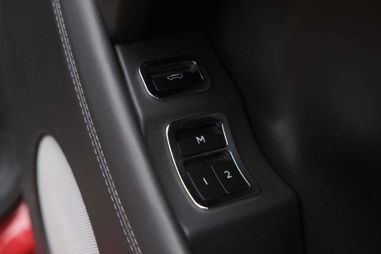 2017 BENTLEY BENTAYGA 2017 BENTLEY BENTAYGA