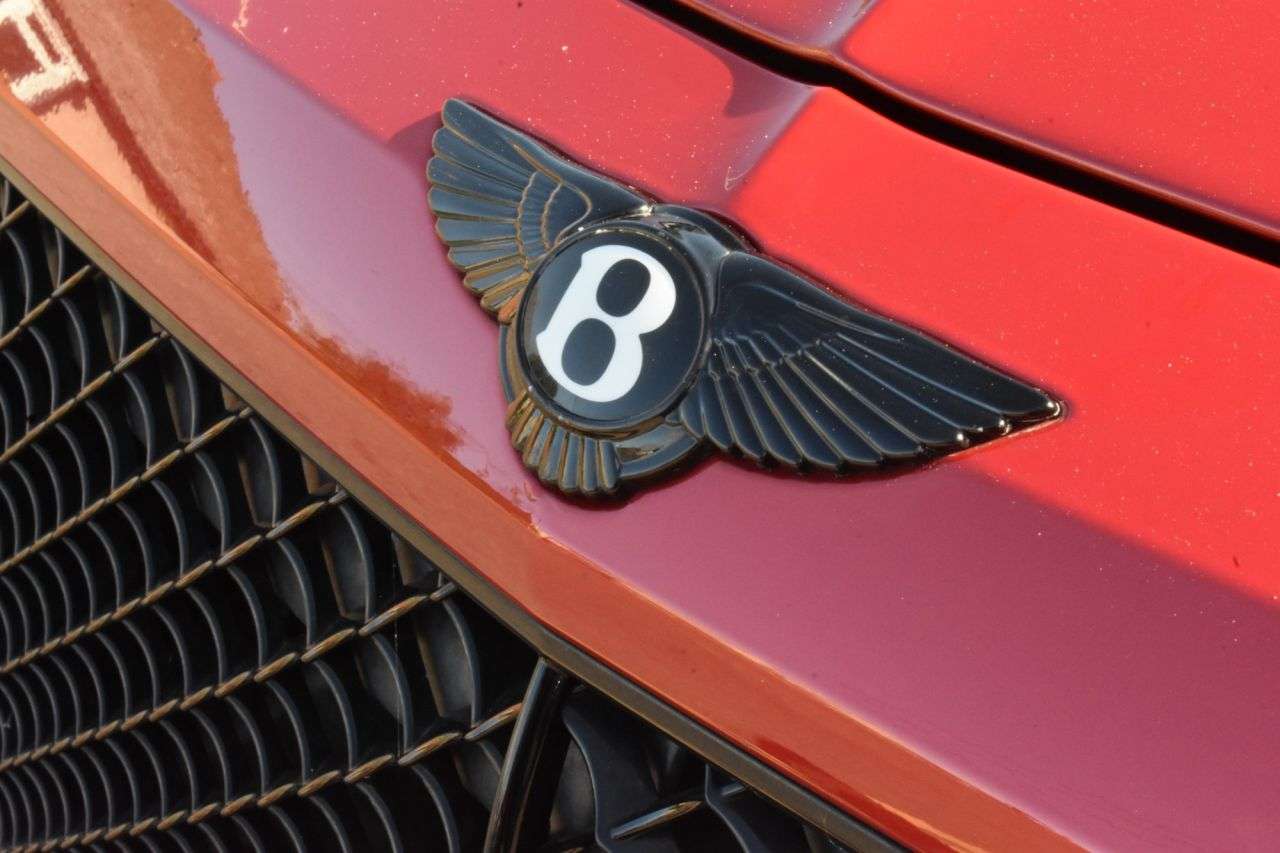 2017 BENTLEY BENTAYGA 2017 BENTLEY BENTAYGA