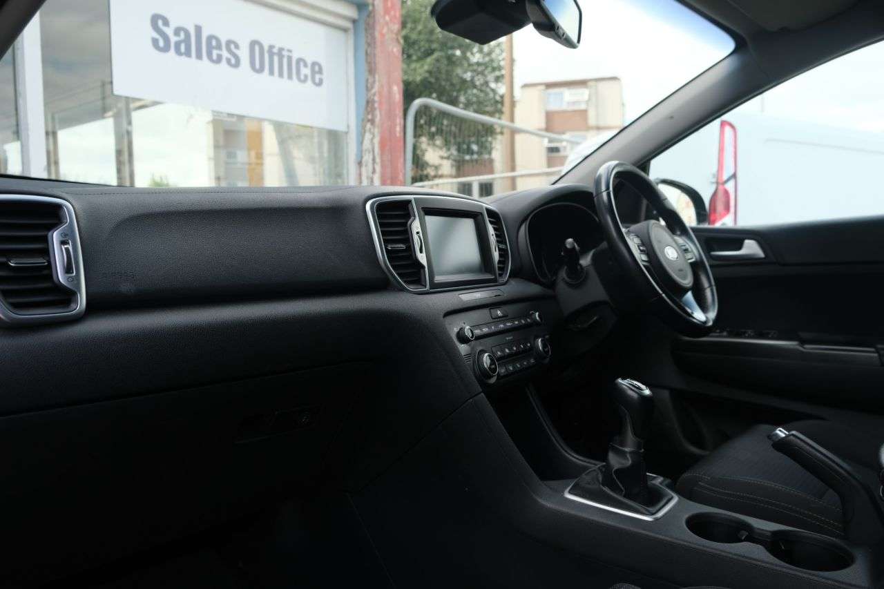 2017 KIA SPORTAGE 2017 KIA SPORTAGE