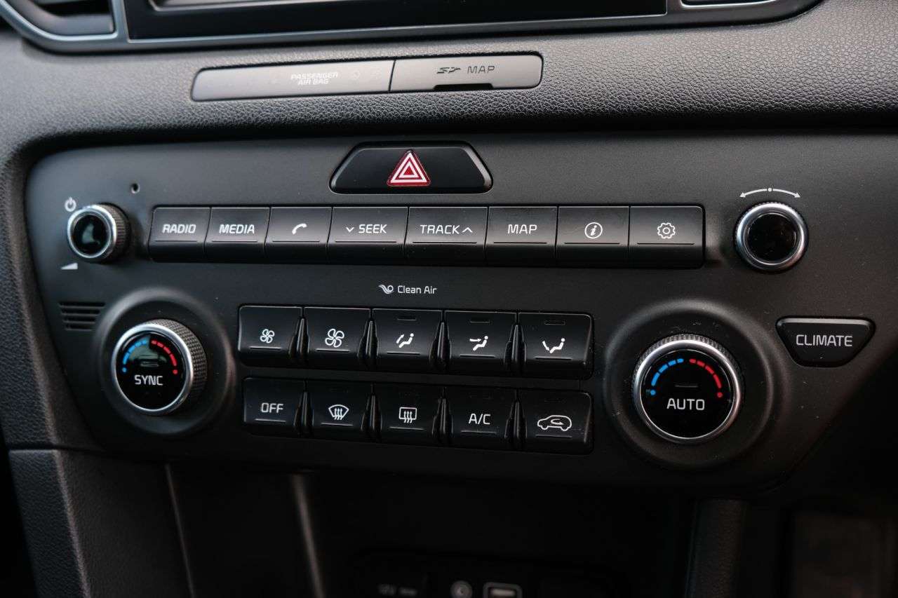 2017 KIA SPORTAGE 2017 KIA SPORTAGE