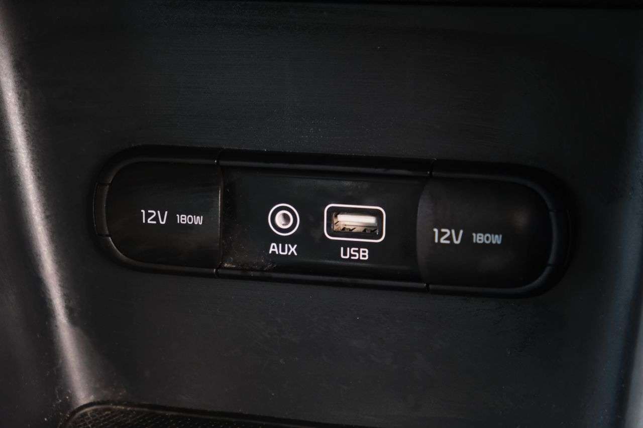 2017 KIA SPORTAGE 2017 KIA SPORTAGE