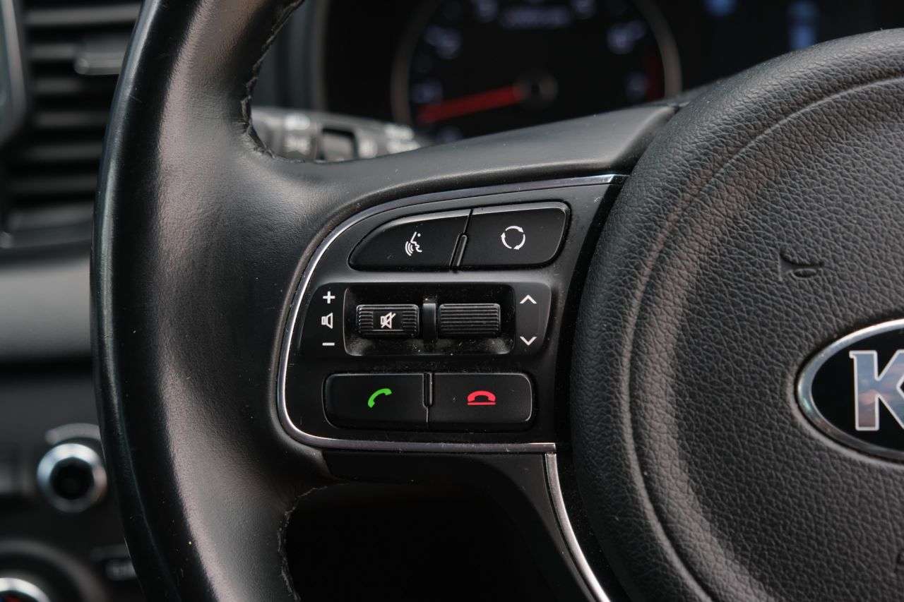 2017 KIA SPORTAGE 2017 KIA SPORTAGE