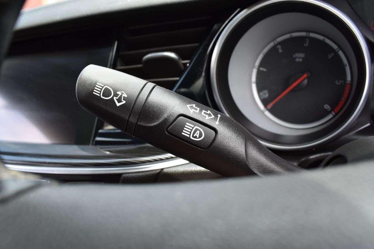 2017 VAUXHALL INSIGNIA GRAND SPORT 2017 VAUXHALL INSIGNIA GRAND SPORT