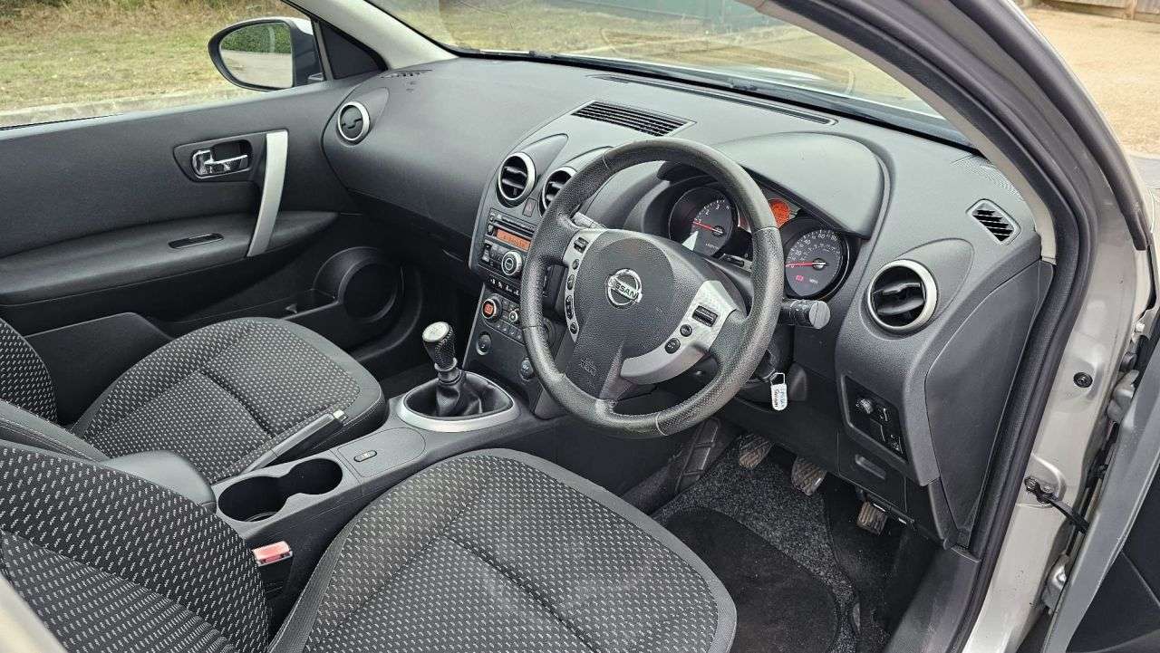 A 2011 NISSAN QASHQAI 2.0 Tekna SUV 5dr Petrol Manual 2WD 141ps PART EXCHANGE PRICED TO CLEAR PET A 2011 NISSAN QASHQAI 2.0 Tekna SUV 5dr Petrol Manual 2WD 141ps PART EXCHANGE PRICED TO CLEAR PET