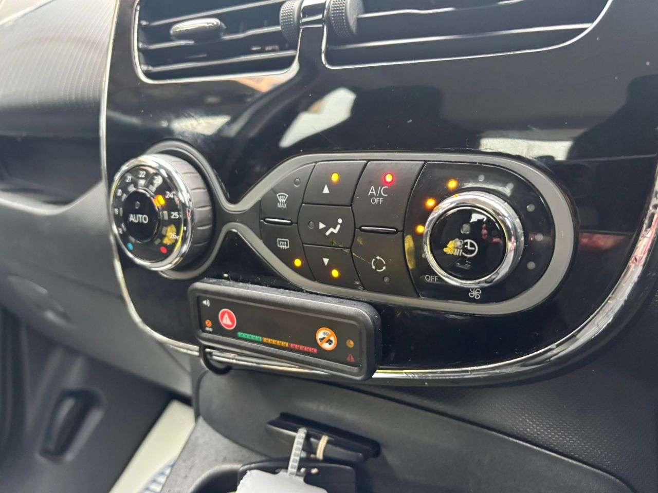 2019 RENAULT ZOE 2019 RENAULT ZOE