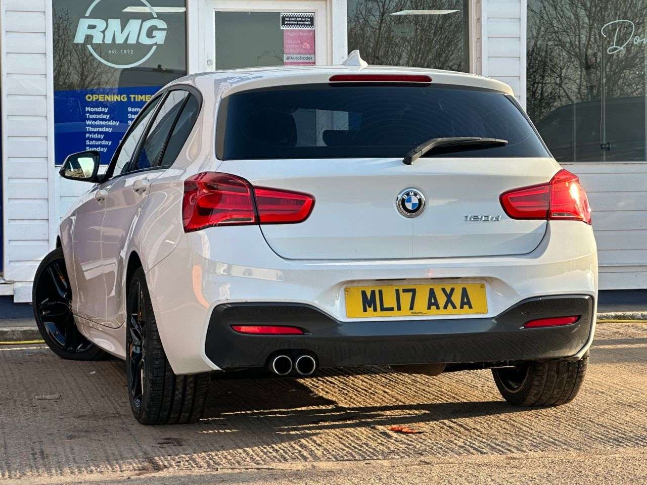 2017 BMW 1 SERIES 2017 BMW 1 SERIES