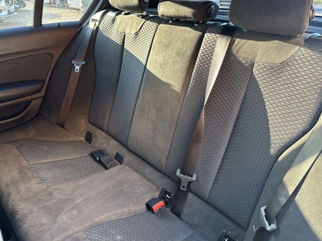 2017 BMW 1 SERIES 2017 BMW 1 SERIES