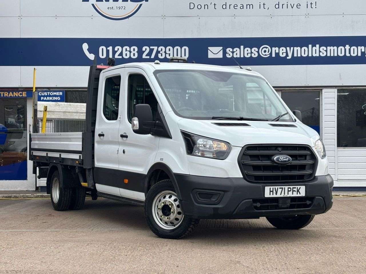 A 2021 FORD TRANSIT 2.0 350 EcoBlue HD Leader Chassis Double Cab 4dr Diesel Manual RWD L4 Euro A 2021 FORD TRANSIT 2.0 350 EcoBlue HD Leader Chassis Double Cab 4dr Diesel Manual RWD L4 Euro