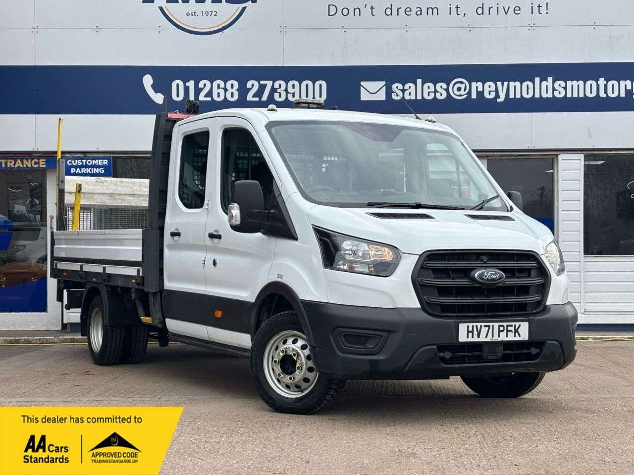 A 2021 FORD TRANSIT 2.0 350 EcoBlue HD Leader Chassis Double Cab 4dr Diesel Manual RWD L4 Euro A 2021 FORD TRANSIT 2.0 350 EcoBlue HD Leader Chassis Double Cab 4dr Diesel Manual RWD L4 Euro