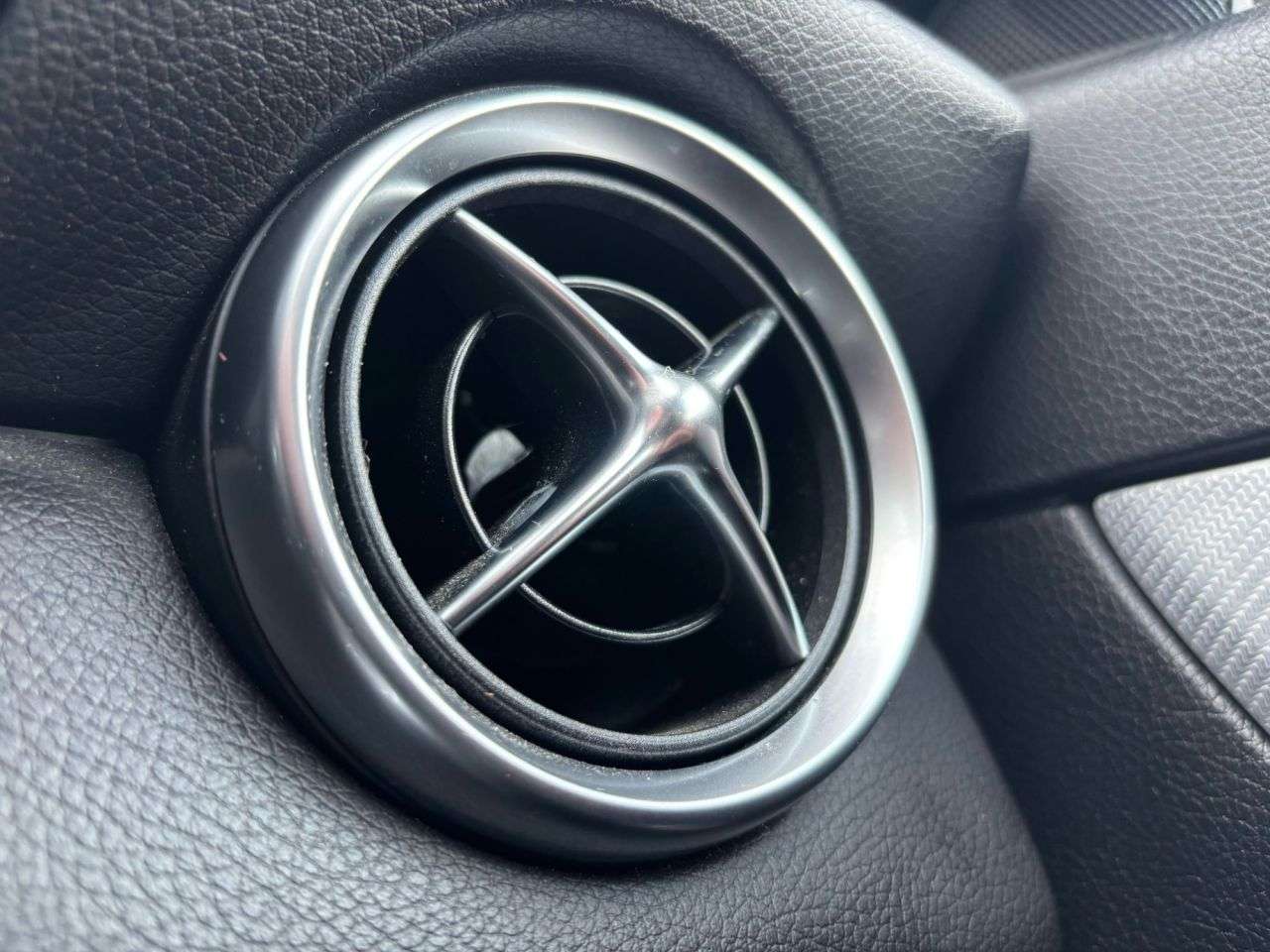 2017 MERCEDES-BENZ SLC 2017 MERCEDES-BENZ SLC