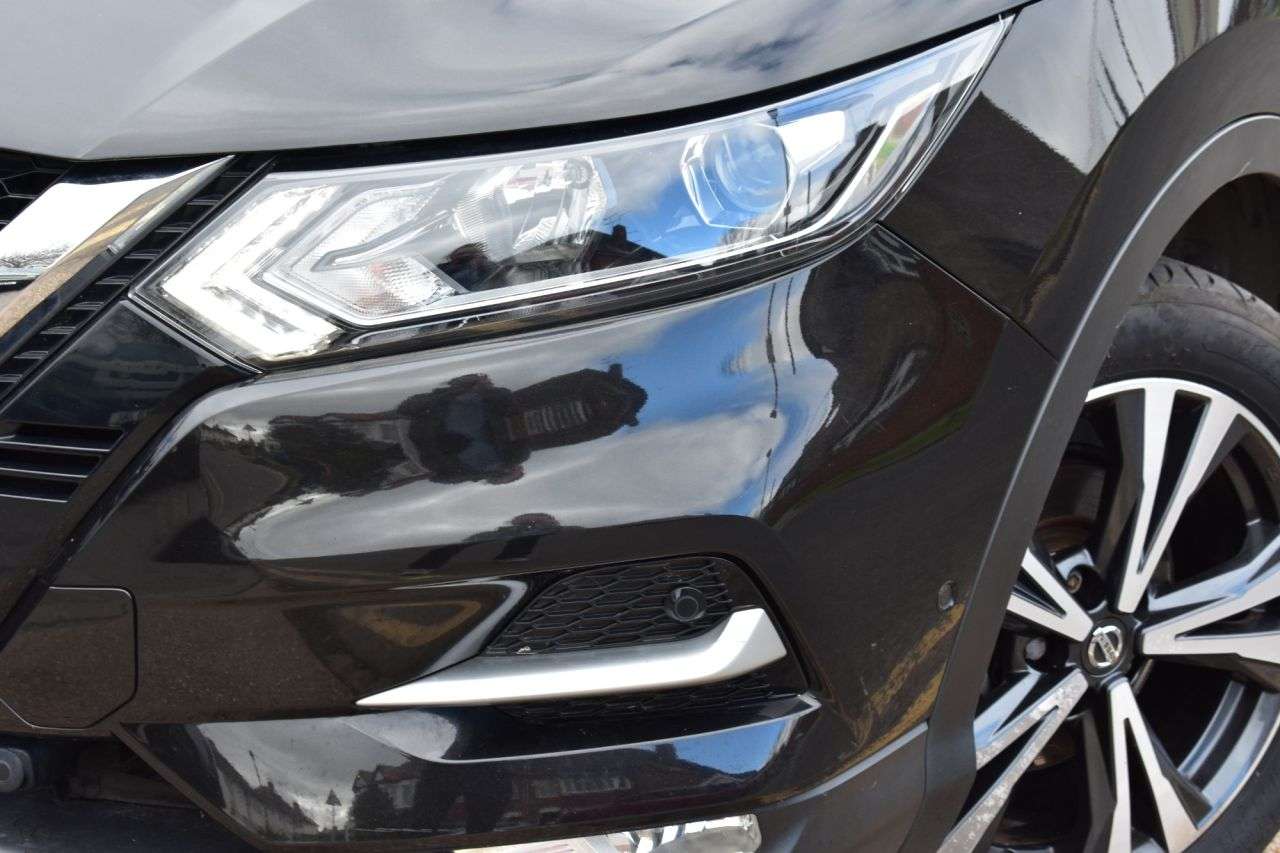 A 2019 NISSAN QASHQAI 1.3 DIG-T N-Connecta | PANORMIC ROOF | 360 CAMERAS | CRUISE CONTROL 360 CAM A 2019 NISSAN QASHQAI 1.3 DIG-T N-Connecta | PANORMIC ROOF | 360 CAMERAS | CRUISE CONTROL 360 CAM