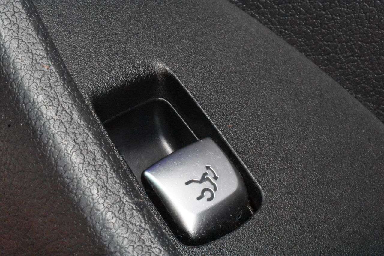 2017 MERCEDES-BENZ E-CLASS 2017 MERCEDES-BENZ E-CLASS