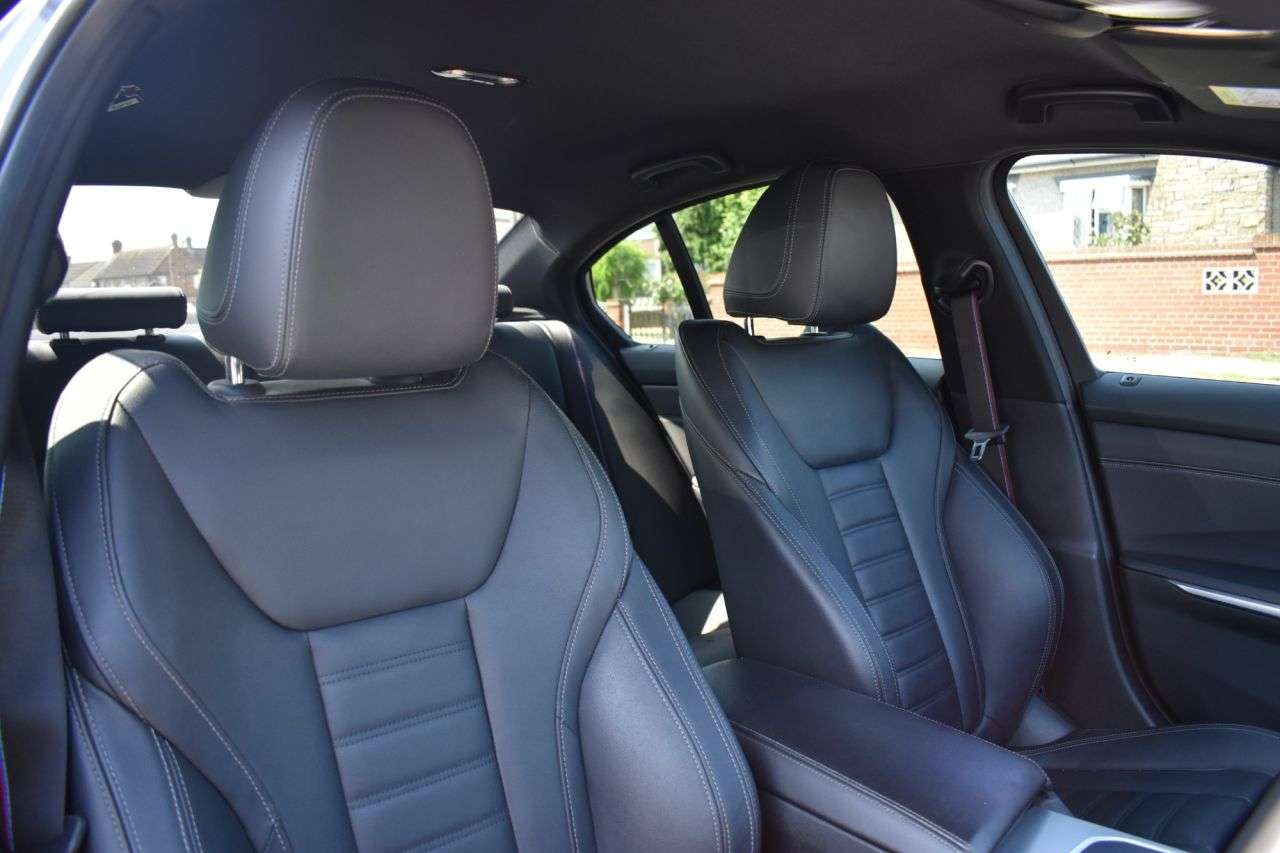 2021 BMW 3 SERIES 2021 BMW 3 SERIES