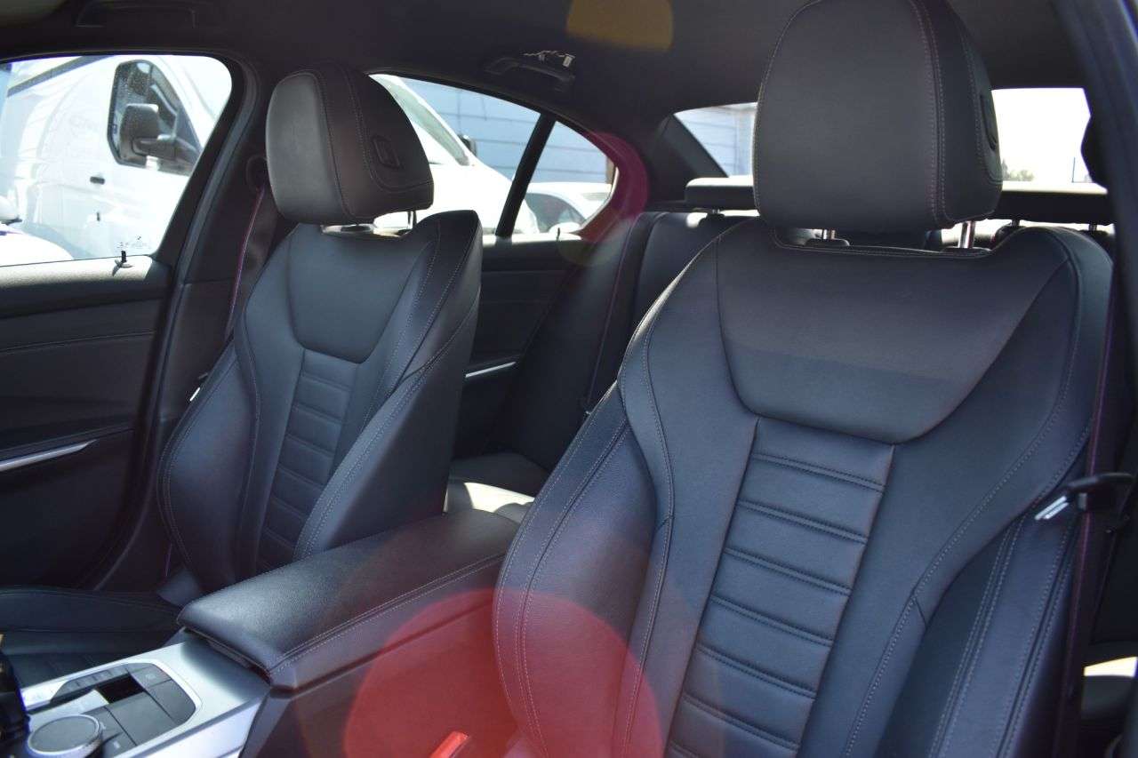 2021 BMW 3 SERIES 2021 BMW 3 SERIES