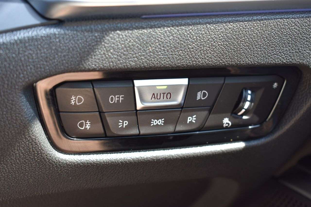 2021 BMW 3 SERIES 2021 BMW 3 SERIES