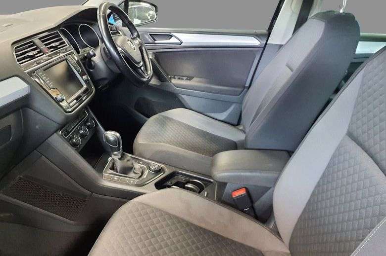 2017 VOLKSWAGEN TIGUAN 2017 VOLKSWAGEN TIGUAN