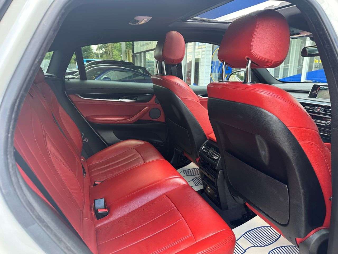 2016 BMW X6 2016 BMW X6