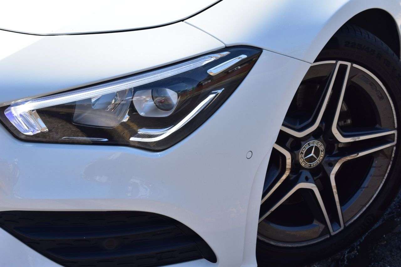 A 2021 MERCEDES-BENZ CLA 1.3 CLA200 AMG Line (Premium 2) Shooting Brake 7G-DCT | 2 KEYS | RED LEATHE A 2021 MERCEDES-BENZ CLA 1.3 CLA200 AMG Line (Premium 2) Shooting Brake 7G-DCT | 2 KEYS | RED LEATHE