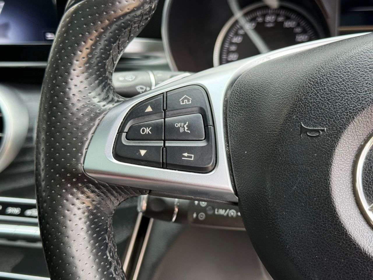 2018 MERCEDES-BENZ C-CLASS 2018 MERCEDES-BENZ C-CLASS