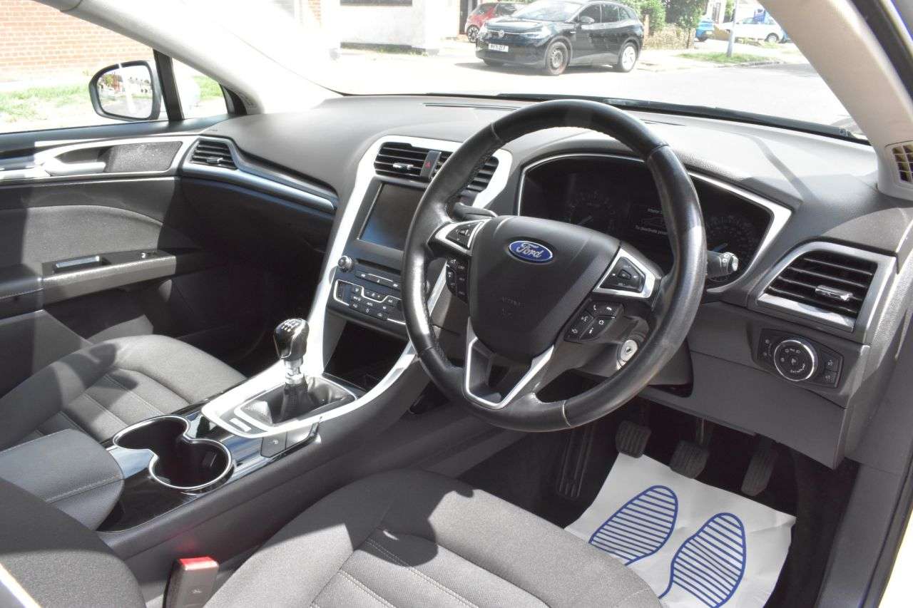 2015 FORD MONDEO 2015 FORD MONDEO