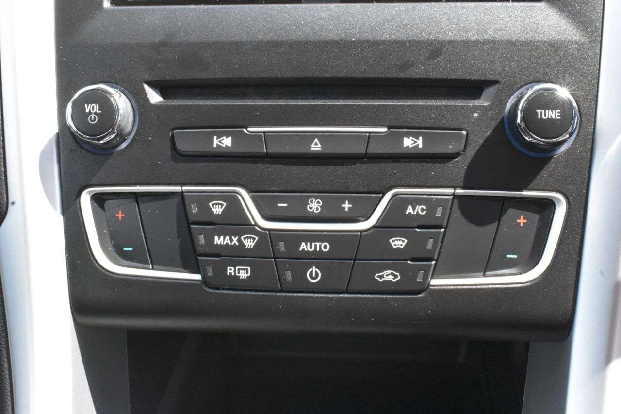 2015 FORD MONDEO 2015 FORD MONDEO