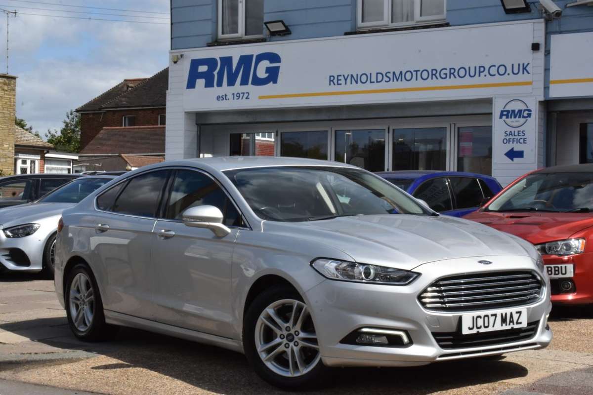 Check out this Ford Mondeo 2015 Petrol Manual