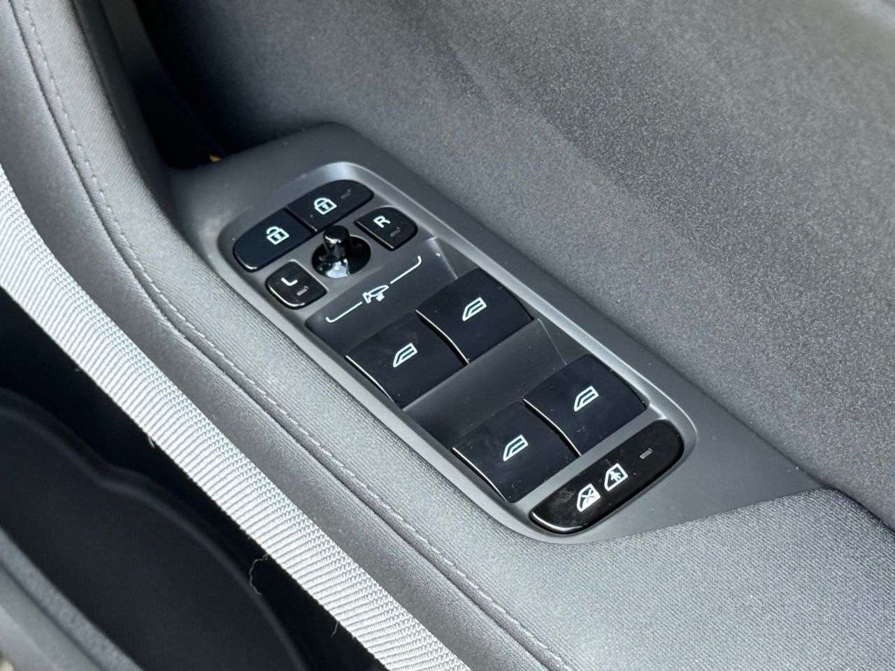 2021 POLESTAR POLESTAR 2 2021 POLESTAR POLESTAR 2