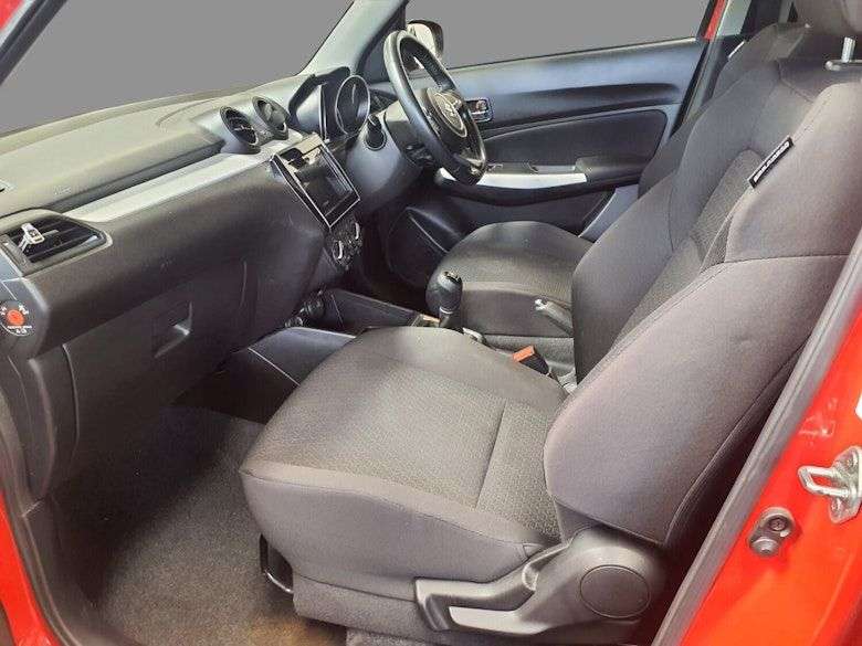 2017 SUZUKI SWIFT 2017 SUZUKI SWIFT