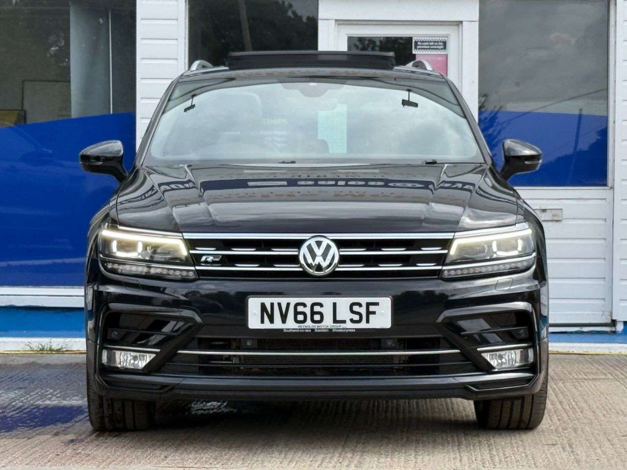 2017 VOLKSWAGEN TIGUAN 2017 VOLKSWAGEN TIGUAN