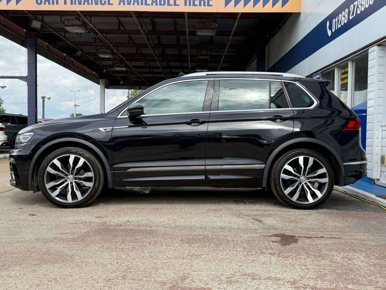2017 VOLKSWAGEN TIGUAN 2017 VOLKSWAGEN TIGUAN