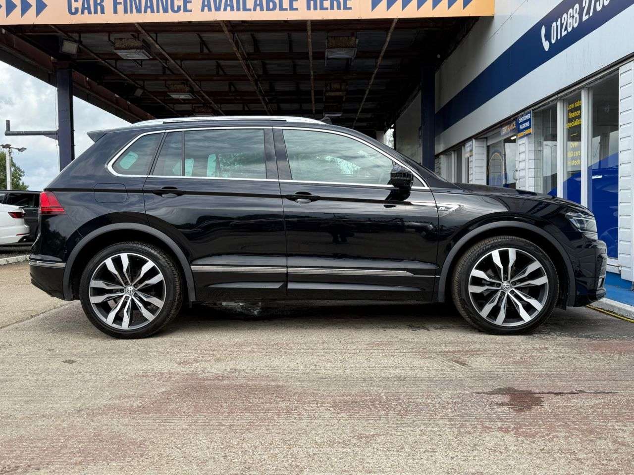 2017 VOLKSWAGEN TIGUAN 2017 VOLKSWAGEN TIGUAN